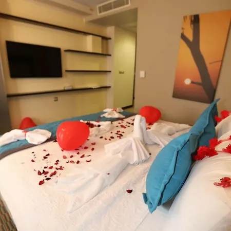 Centrum Business Hotel 4*