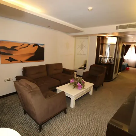 Centrum Business Hotel