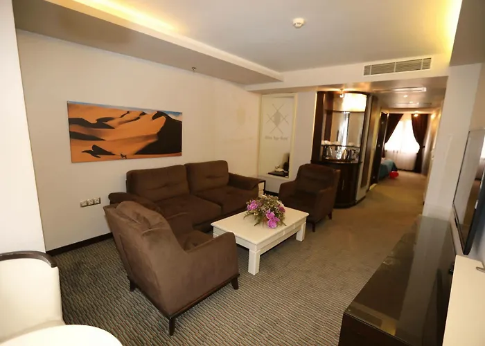 Centrum Business Hotel